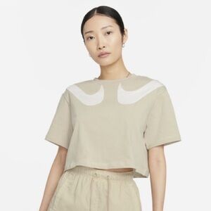 NIKE 🤍 Double-Swoosh Crop Top